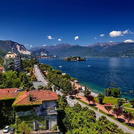 Pandora Lake Maggiore View And Private Beach - Happy Rentals Appartement *