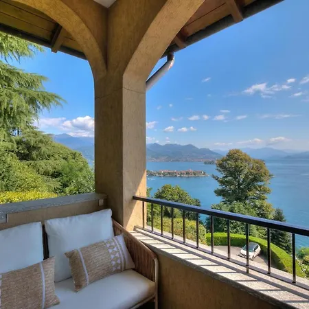 Pandora View - Happy Apartment Stresa